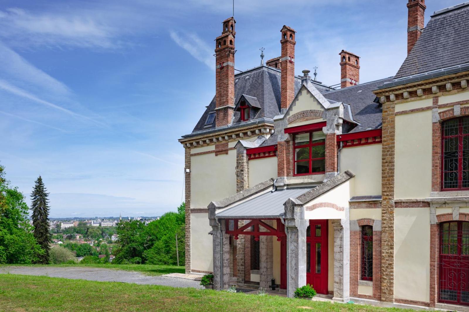 Bed and Breakfast Domaine De La Tisnere Gelos Экстерьер фото
